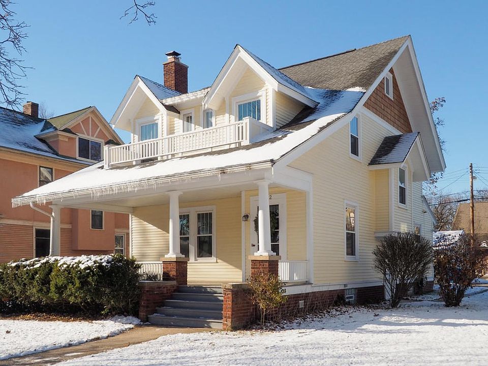 2312 Crane St-101