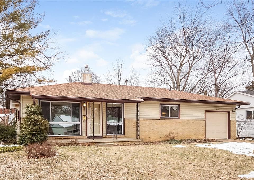 1st image of 2122 N Circle Dr