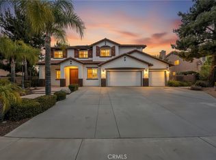 8336 Barnwood Ln, Riverside, CA 92508