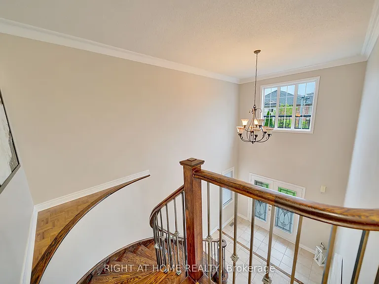 1030 Lonsdale Ln — Photo 11