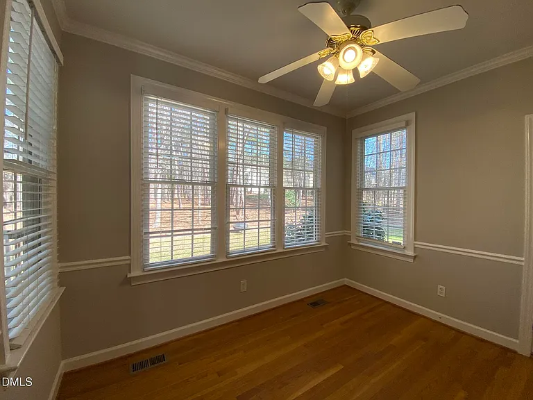 108 Flora Springs Dr — Photo 16