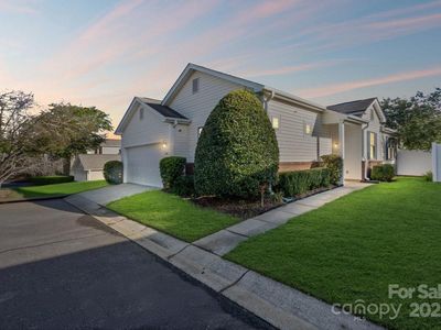 8663 Meadowmont View Dr, Charlotte, NC, 28269