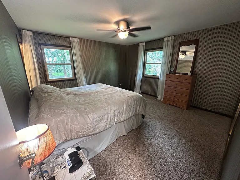 9257 N Temple Ave — Photo 22