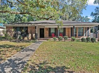 2705 Woodcliff Dr E, Mobile, AL 36693
