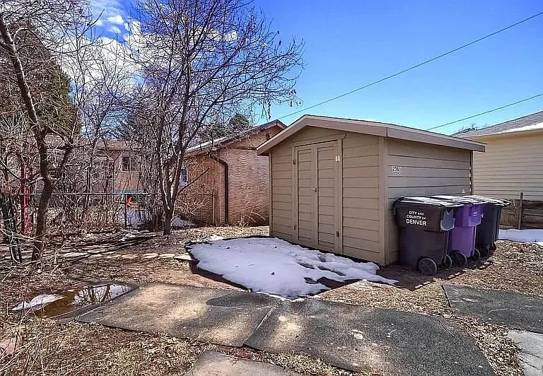 2383 S Williams St — Photo 42