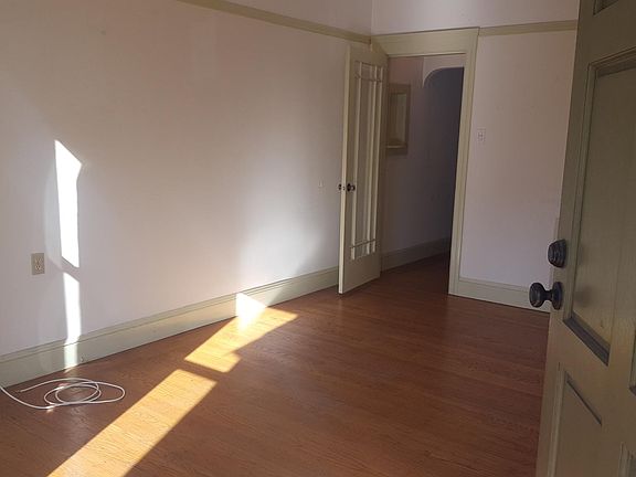 4th image of 2234 27th Ave #2