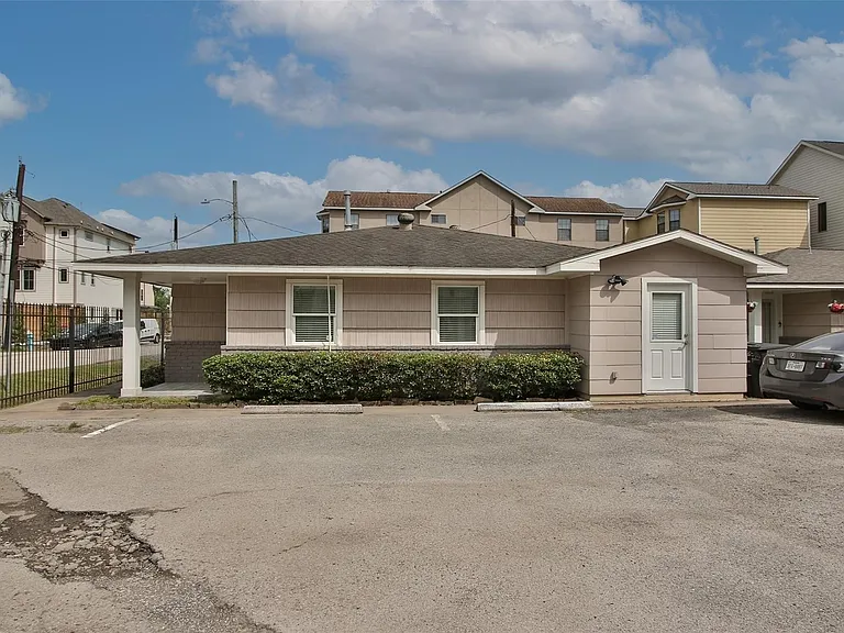 4331 Marina St #B — Photo 33