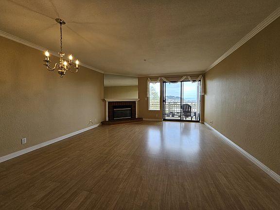 4th image of 2206 Wildflower Ct