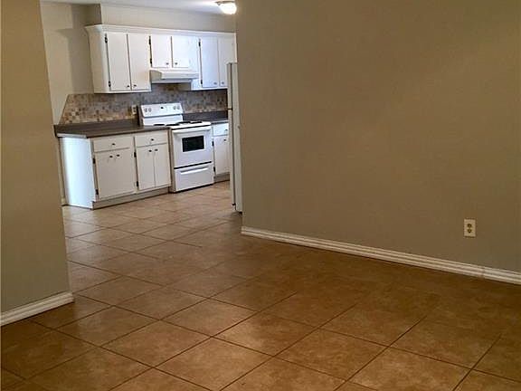 5th image of 6108 NW 24th St