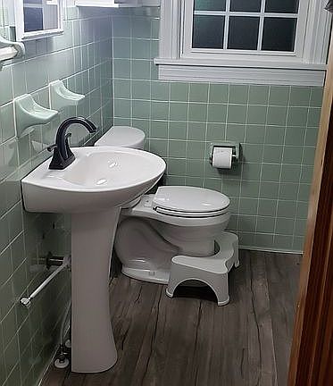 5th image of 256 Tremont Dr