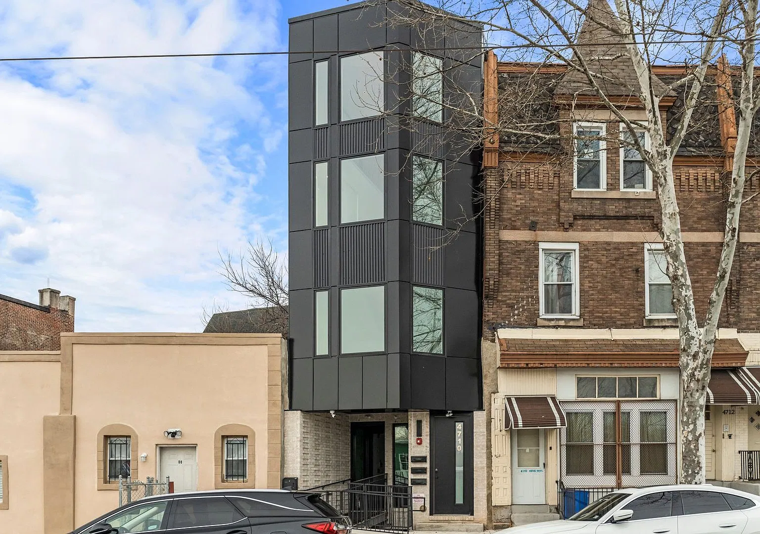 4710 Woodland Ave — Photo 2