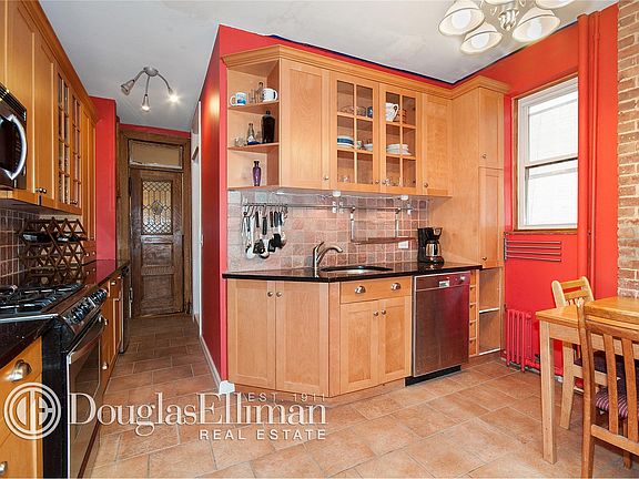 5th image of 242 W 104th St APT 4ER