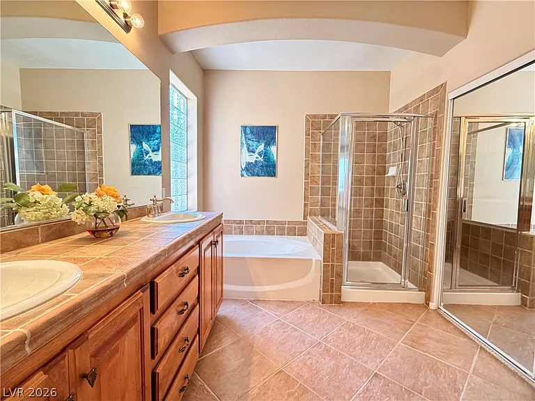 9230 Sapphire Hills Ct — Photo 13
