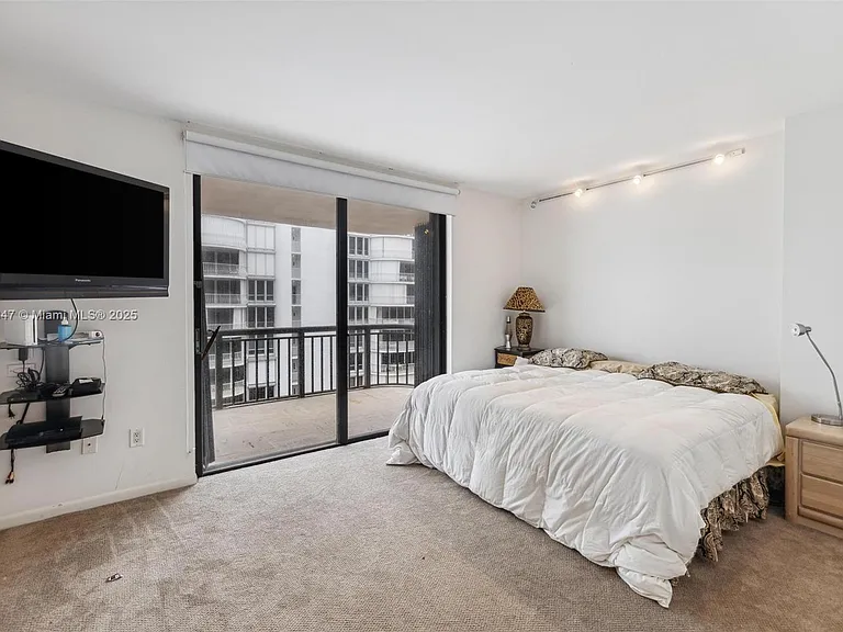 10175 Collins Ave #1202 — Photo 26