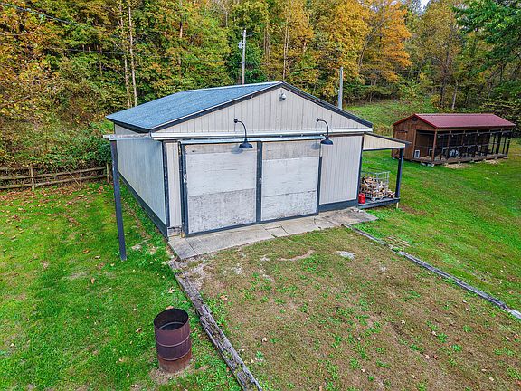 4th image of 2449 Hickson Run Rd