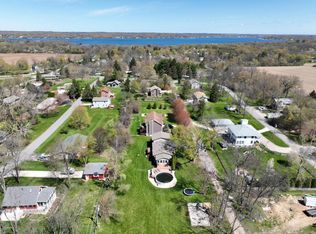 N1531 Oak St, Lake Geneva, WI 53147