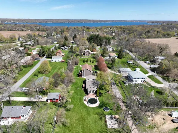 N1531 Oak STREET, Lake Geneva, WI 53147