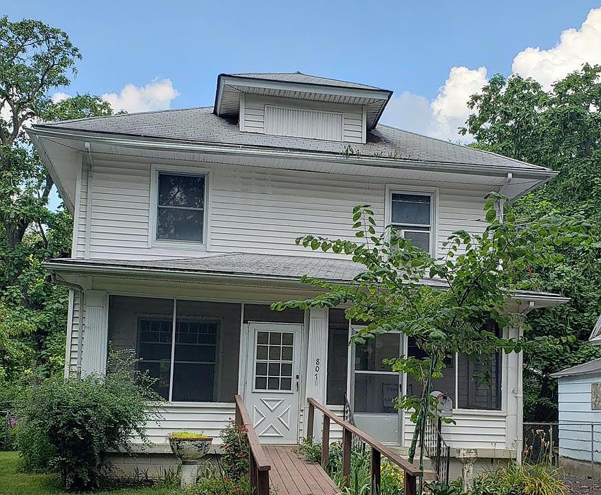 1st image of 807 N Catalpa St