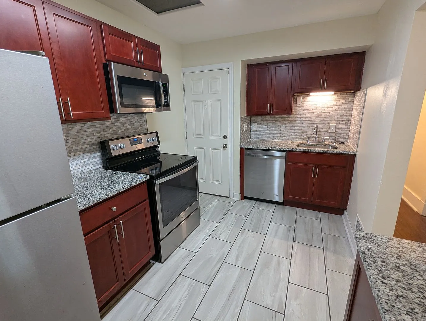 6381-6387 Alderson St #6385 photo 1