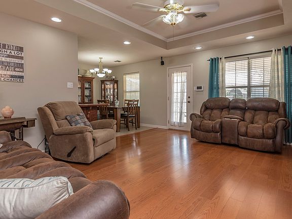 5th image of 103 Kelso Dr