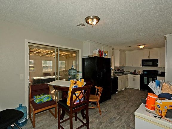 3rd image of 4720 Del Aire Dr