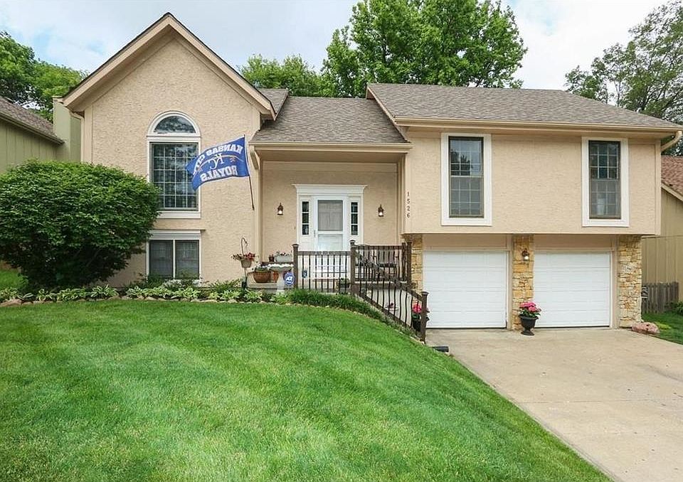 1st image of 1526 N 85th Cir