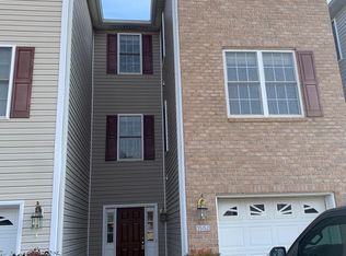 35152 Sara Ct, Locust Grove, VA 22508