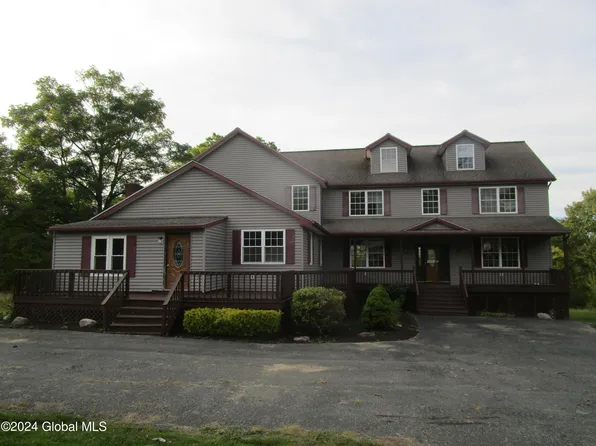 950 Township Road, Altamont, NY 12009