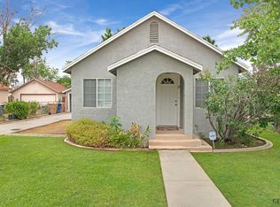 113 E Moneta Ave, Bakersfield, CA