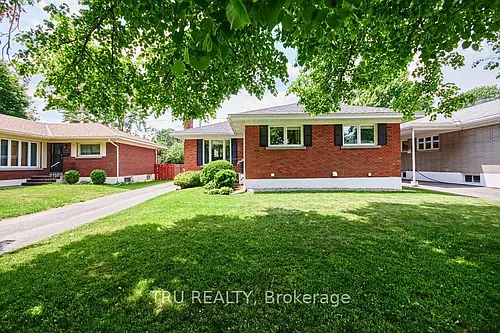 1342 Hanbury St #B Photo 1