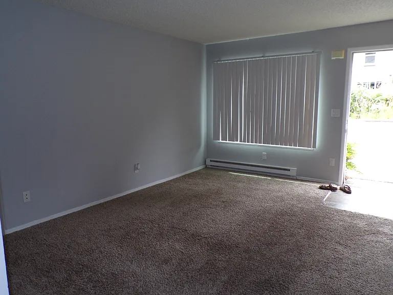 5102 SW 45th Ave — Photo 39