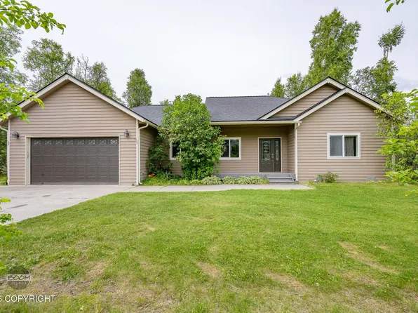 1480 S Kittiwake St, Wasilla, AK 99623