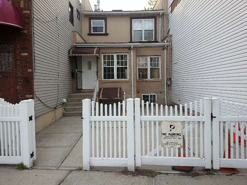 1st image of 17209 Baisley Blvd