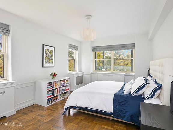 4th image of 923 5th Ave APT 5C