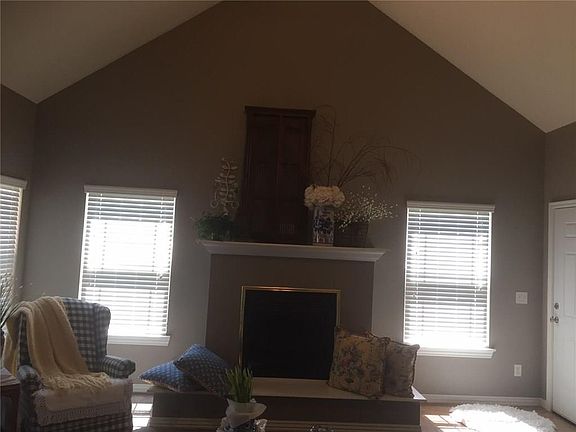 5th image of 671/673 Appleridge Dr