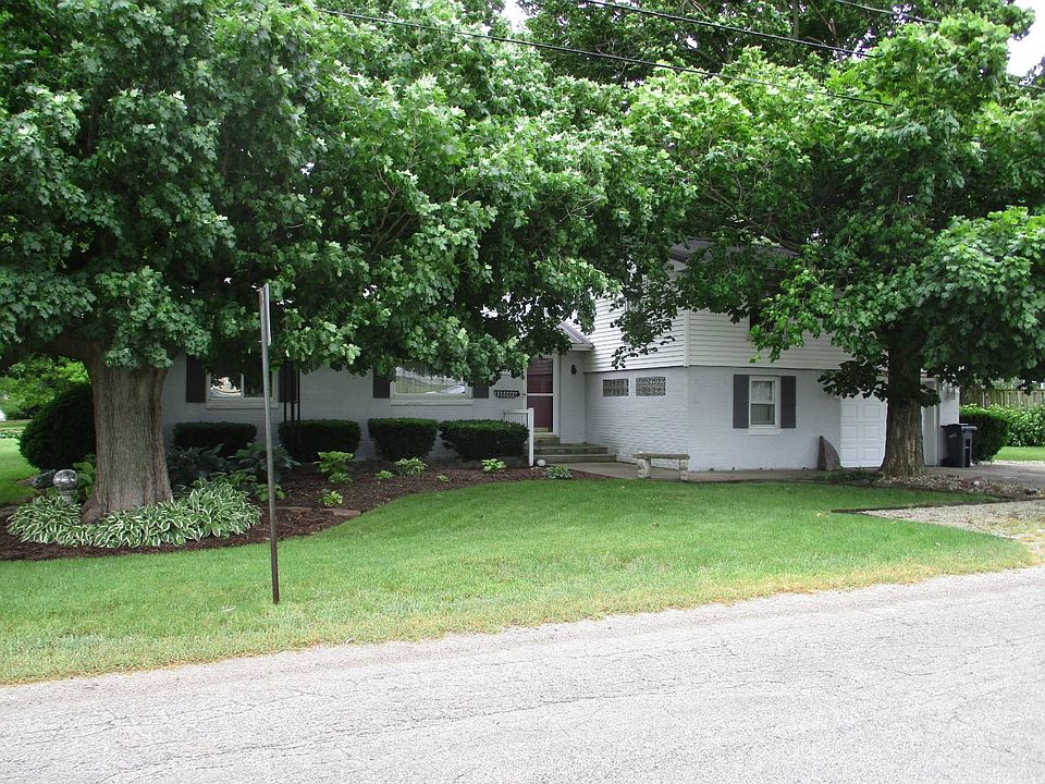 1st image of 301 S Sunny Ln