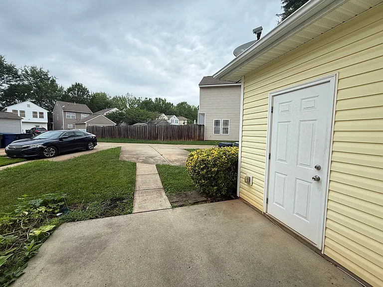 12933 Windy Lea Ln — Photo 21