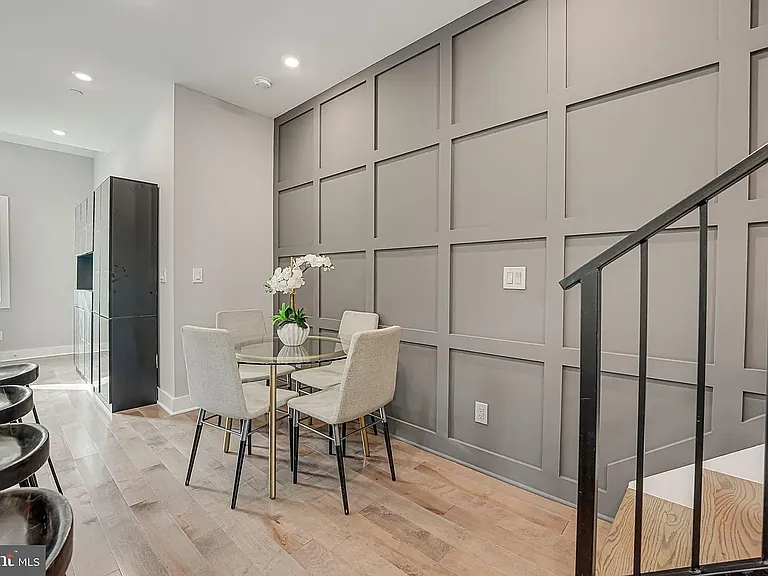 1609 Holbrook St NE #4 — Photo 26