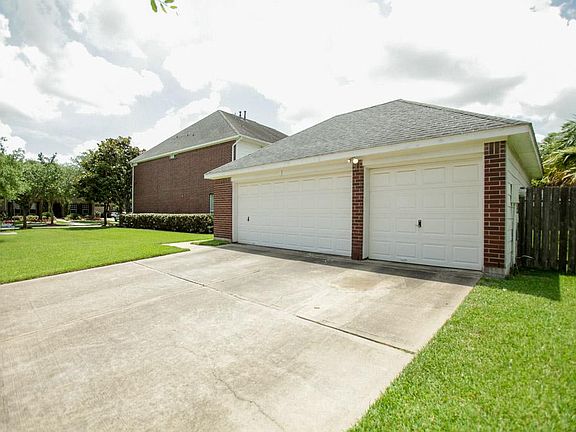 4th image of 1311 Meadow Bay Ct