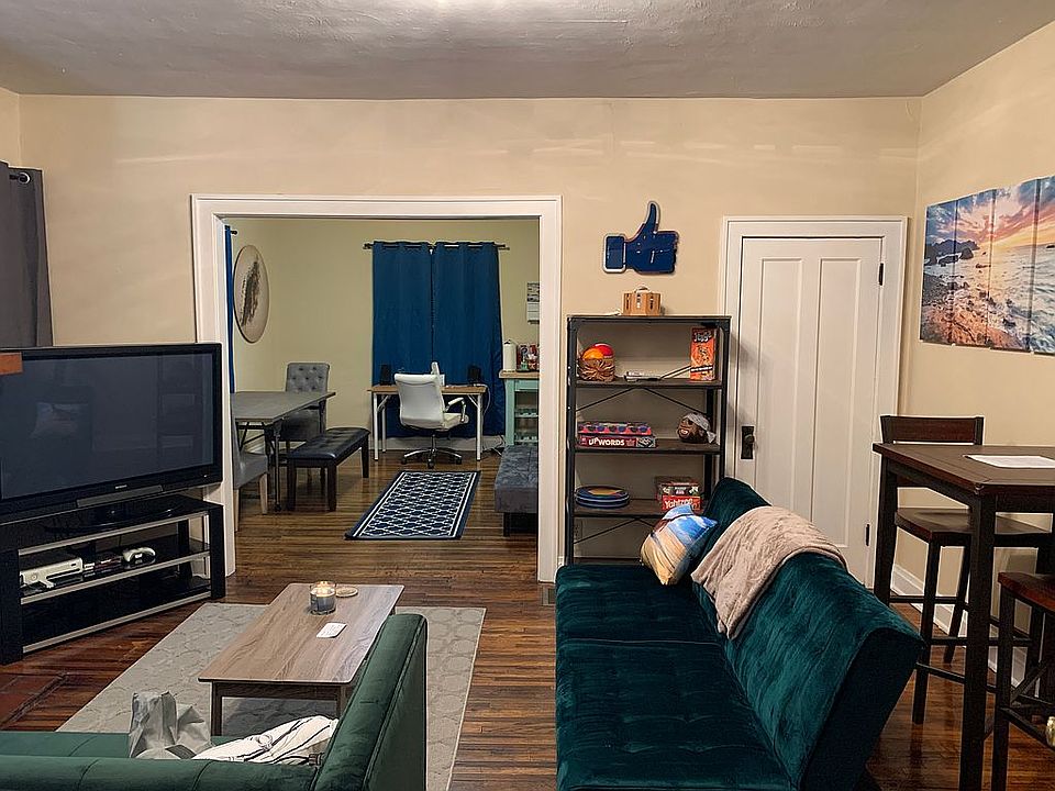 1st image of 349-351 E 19th Ave