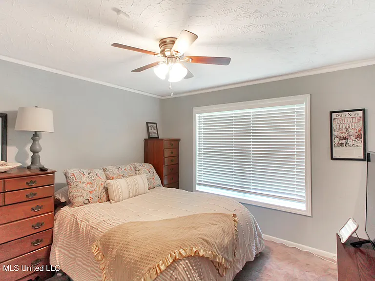 1849 Parkridge Dr — Photo 21
