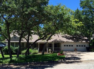 305 Wildwood Dr, Fredericksburg, TX 78624