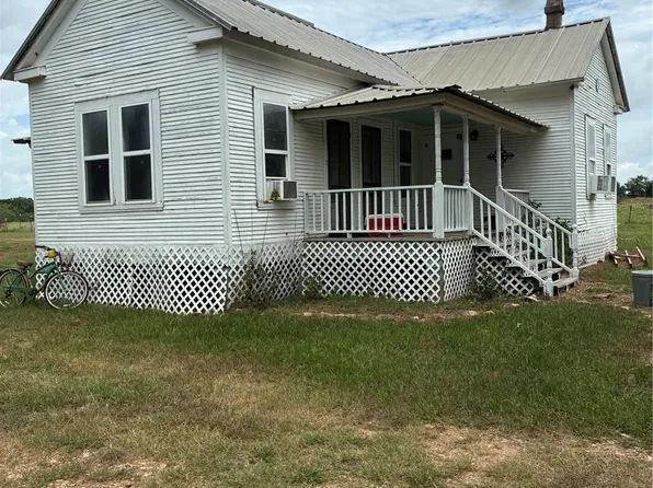 465 Stalbaum Rd, Bellville, TX 77418