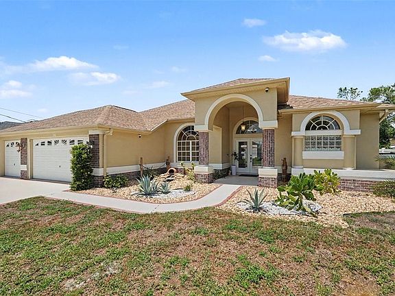 3rd image of 3944 Lema Dr