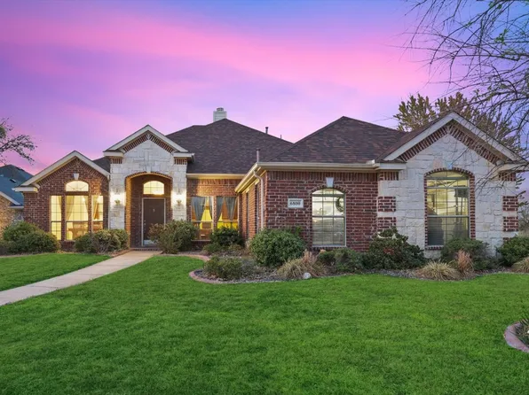 6800 Black Mesa Ct, Fort Worth, TX 76179