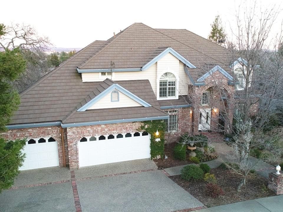 2nd image of 206 American River Canyon Dr