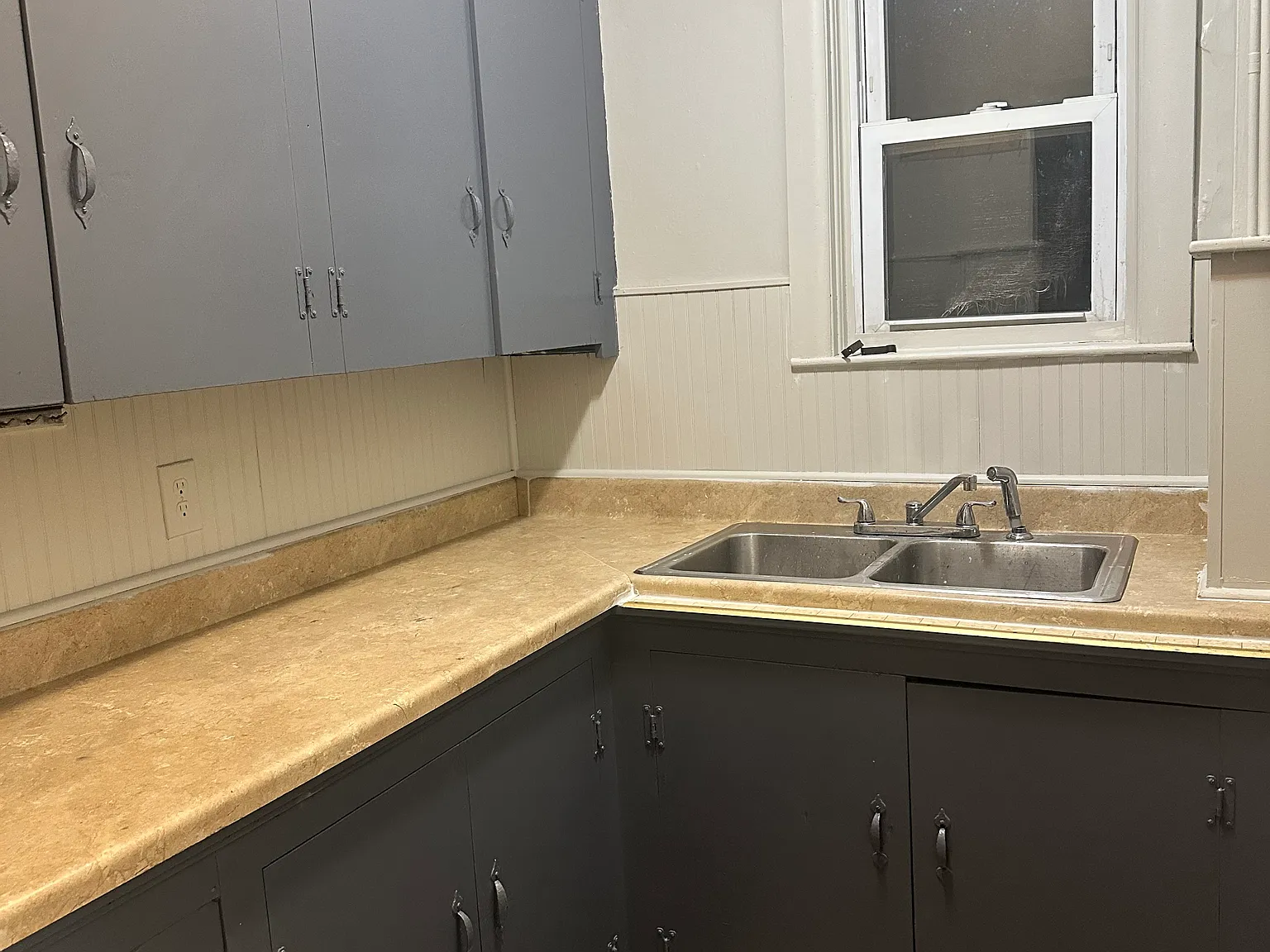 3 bed, 1354 sqft, $2,200 — Photo 4
