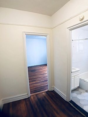 5th image of 500 Saint Johns Pl #4Y