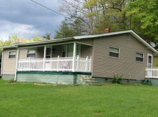 13317 Spaniel Rd, Coeburn, VA 24230