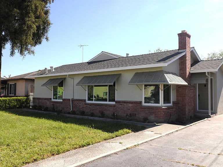 1758 Hester Ave #BACK — Photo 1